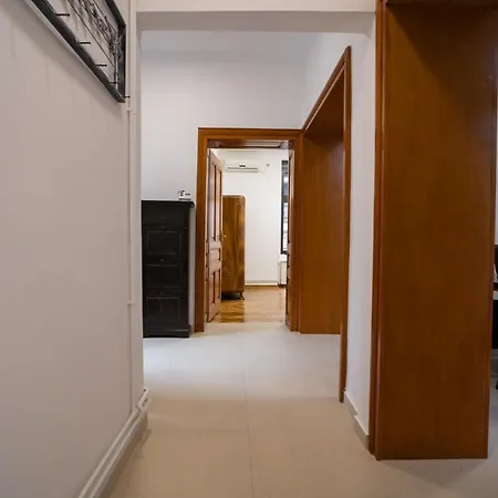Story Apartment *