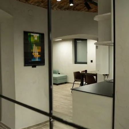 Story Apartment